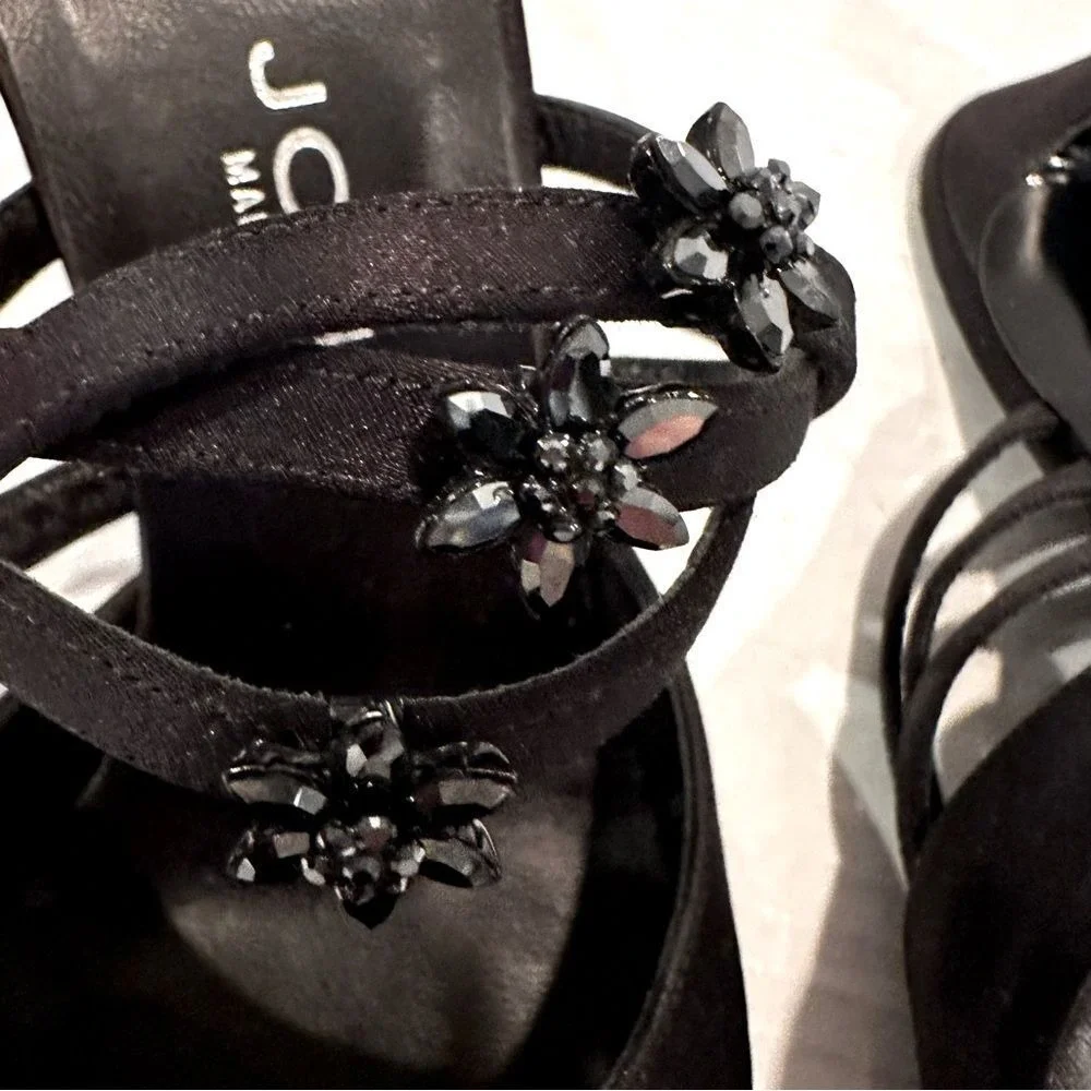 St. John Satin Pumps Floral Rhinestones Women's 7B Black Strappy Mule‎ Vintage